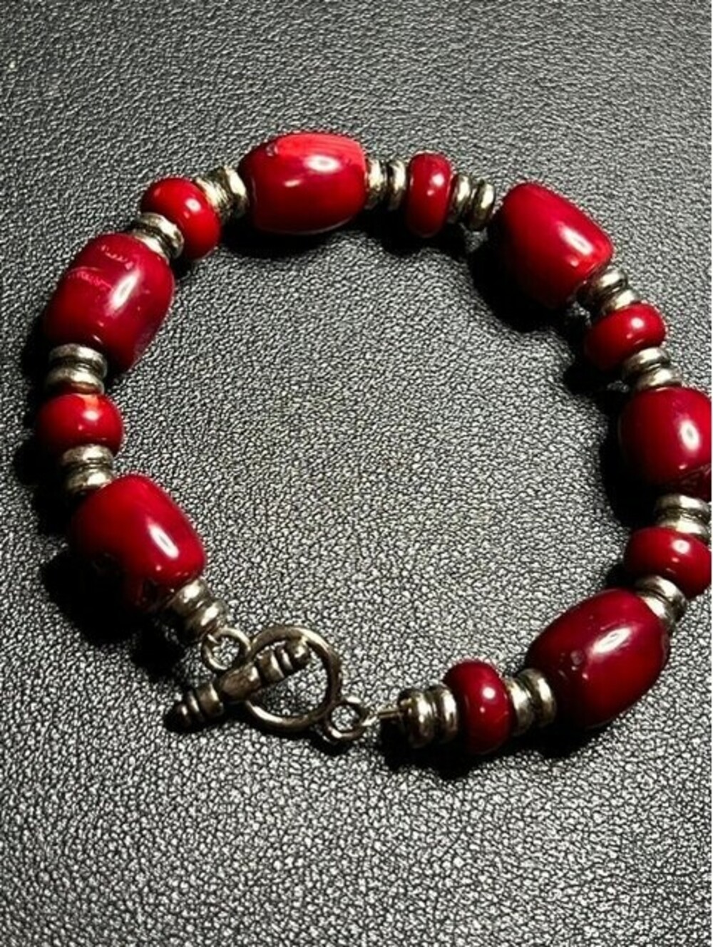 B6262 Red Coral Nugget Beaded Bracelet Silver Tone Toggle Clasp Bohemian 8"